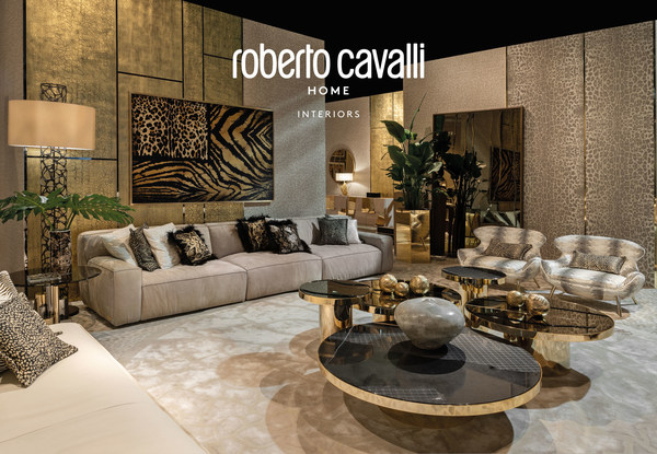 Roberto Cavalli Home Interiors–2022全新系列：Hamptons 沙发，Antigua 边桌，Sahara 桌子和边桌，Curacao 扶手椅