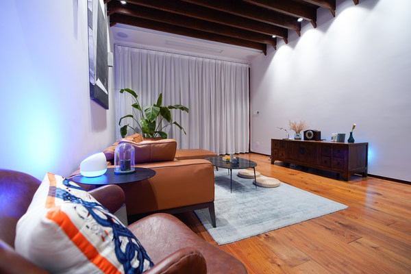 使用基于WiZ平台的全系列飞利浦智能LED系列产品改造后的老洋房