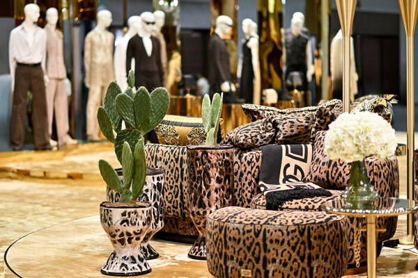 杜嘉班纳参展2024年第四届中国国际消费品博览会展陈细节