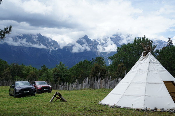 丽江金茂璞修·雪山酒店与奥迪Q家族跨界合作