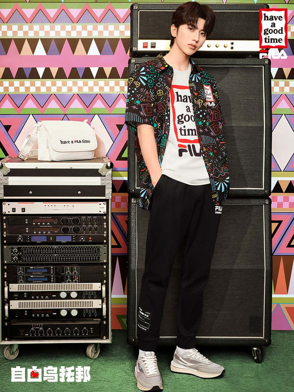 蔡徐坤 FILA x Have a good time 联名系列