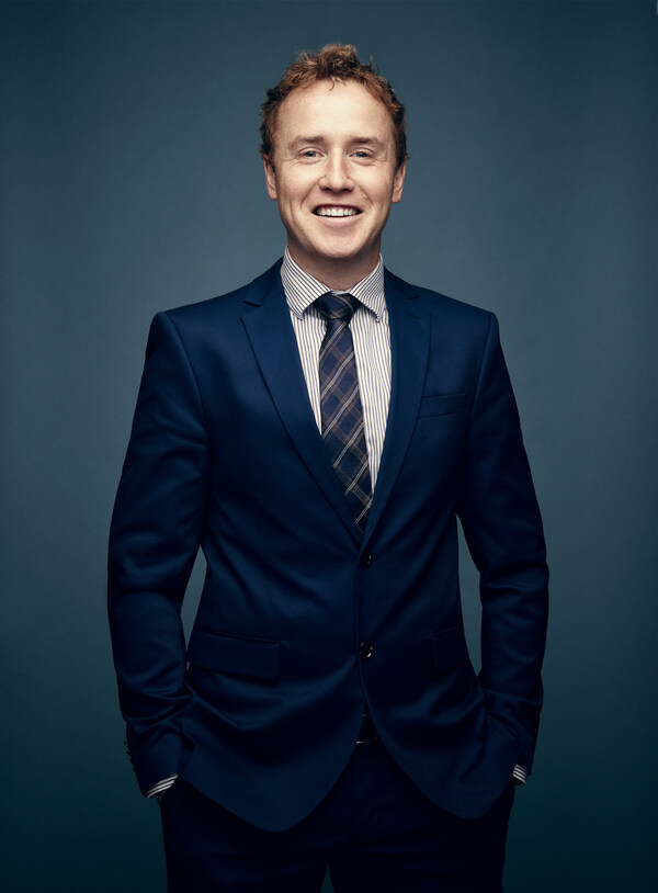 环球股票融资专家易峯今日宣布任命Andrew Stevens为Equities First Holdings Hong Kong Ltd的中东及北非地区首席代表，即日起生效。