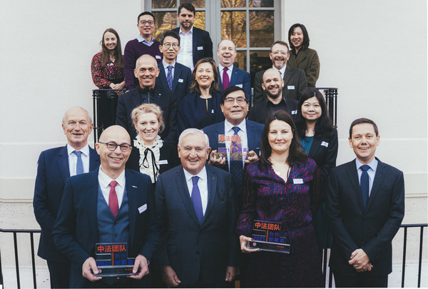 苏伊士、盛虹集团及中石化广州工程携手合作创新，荣获法中委员会2021年中法团队合作创新奖“创新首创奖”。