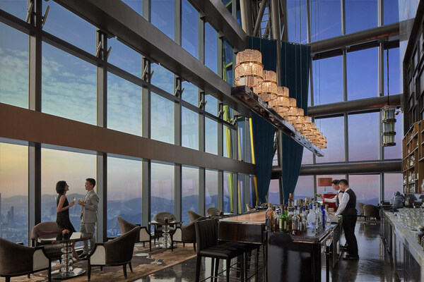 深圳瑞吉酒店俯瞰罗湖及城市美景