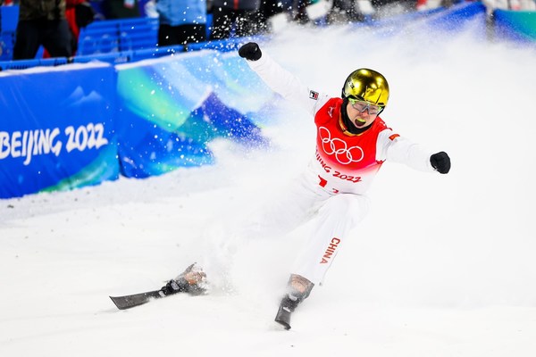 中国自由式滑雪空中技巧国家队队员齐广璞