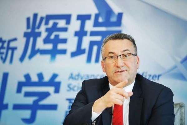 辉瑞全球生物制药商业集团中国区总裁彭振科