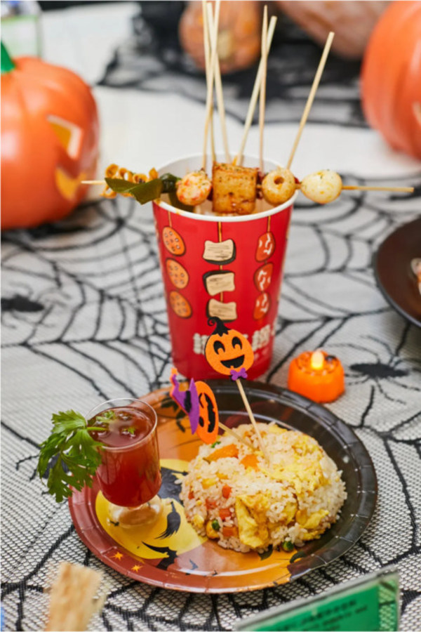 南瓜海鲜炒饭配串串特饮一包