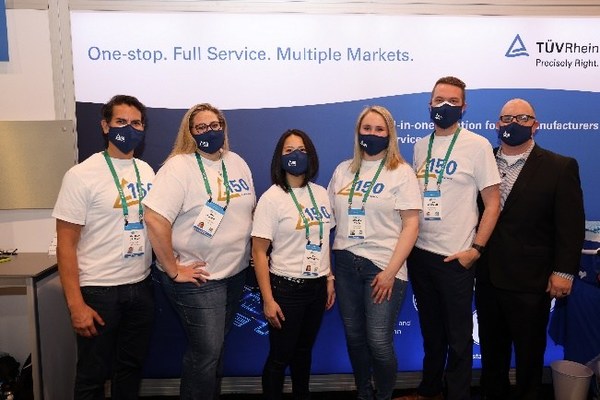 TUV莱茵在CES为BodyGuardz Pure 3屏幕保护膜颁发绿色产品标识