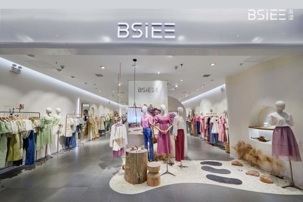BSiEE本涩品牌门店