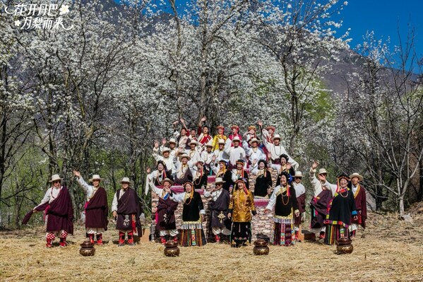 《逆境中的绽放》实景剧