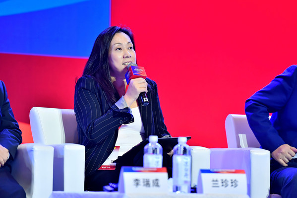 欧莱雅北亚及中国首席企业事务与公众联动官兰珍珍发言